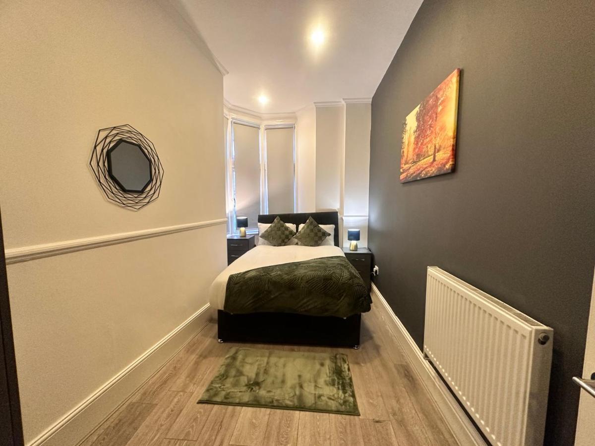 לונדון Kensington High Street Apartment מראה חיצוני תמונה